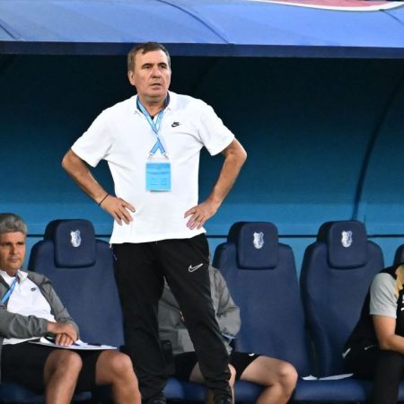 Gică Hagi, deranjat de remiza cu Petrolul: “De ce a făcut asta?” Cum comentează reacția nervoasă a lui Alibec.