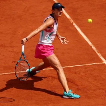 Irina Begu a învins-o pe croata Petra Martic și a câștigat turneul WTA 125.