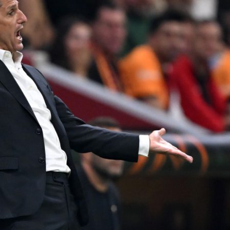 Ce a spus Răzvan Lucescu după ce PAOK a pierdut acasă cu FCSB? Pe ce loc se află campioana României în Europa League?