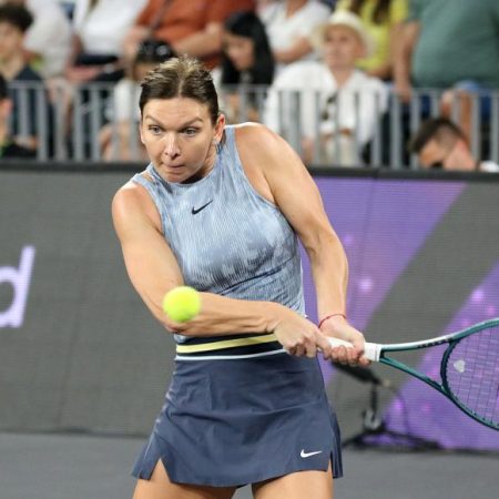 Simona Halep și-a testat limitele la turneul din Hong Kong, fiind „deocamdată nepregătită pentru revenirea în Top”