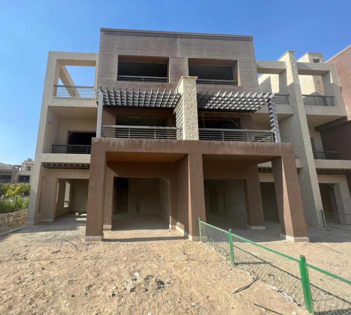 New Giza | Townhouse