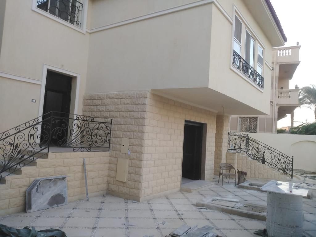  | Villa