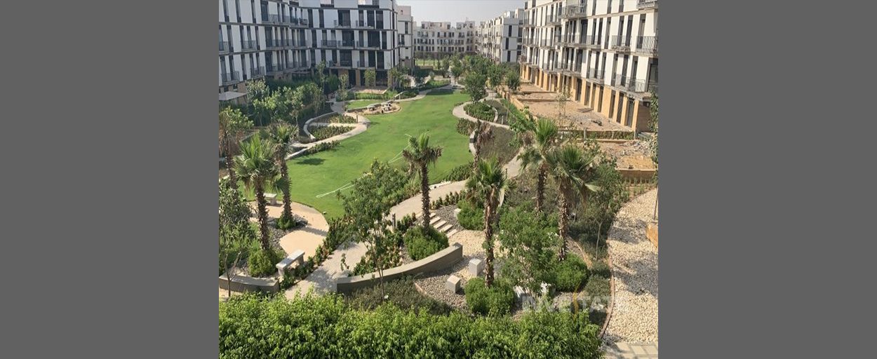 Courtyard - Westown | Apartment