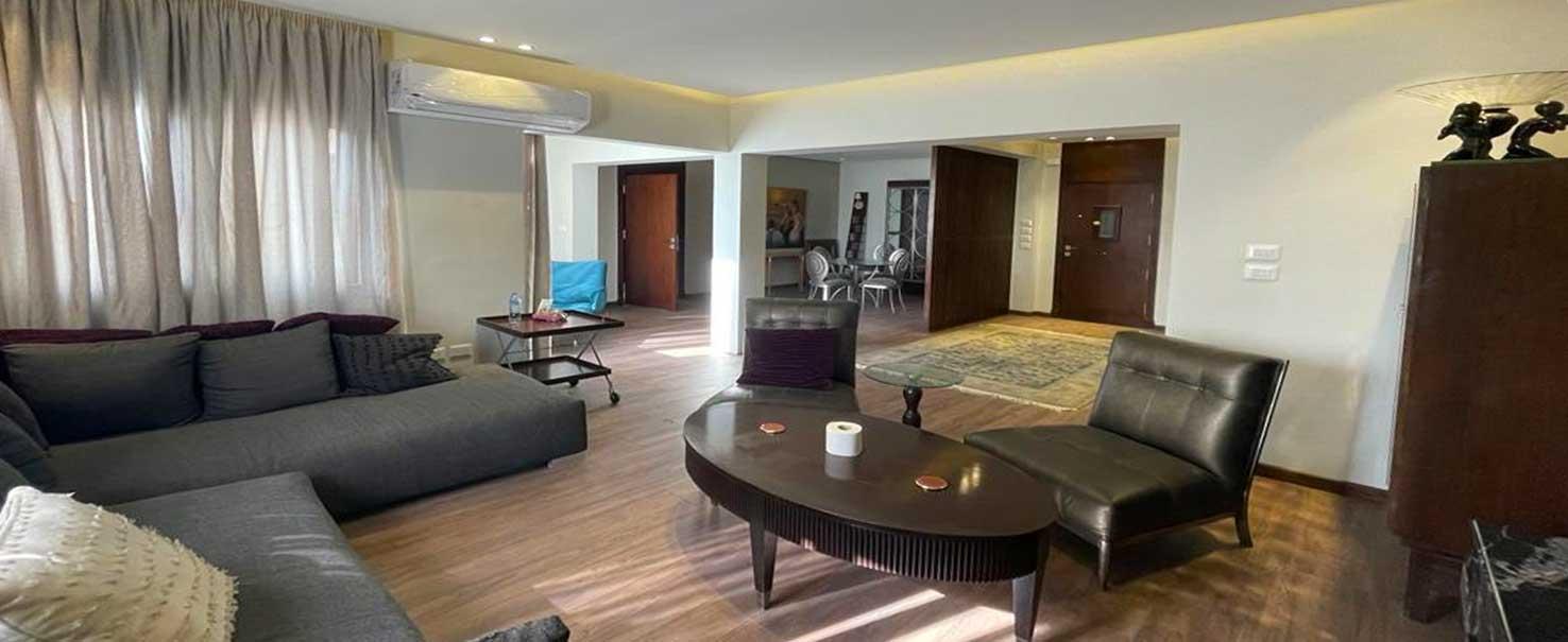 El Shwayfat | Villa
