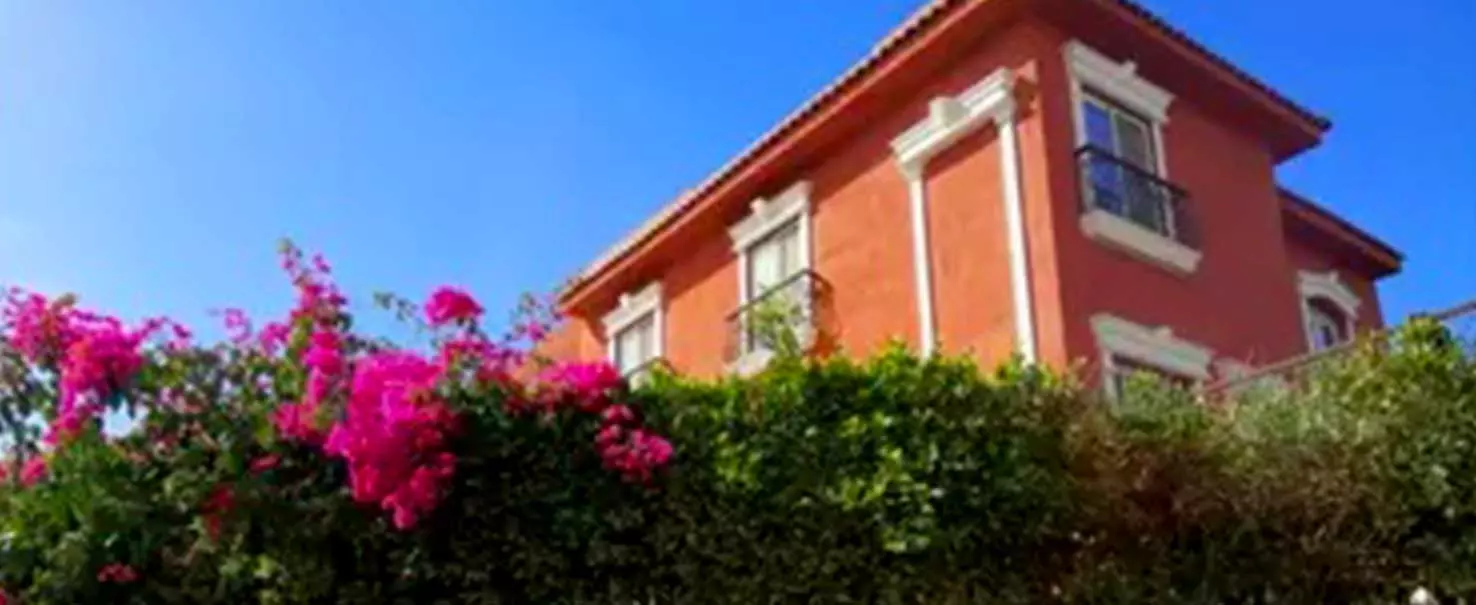 Solaimania Gardens | Twin House