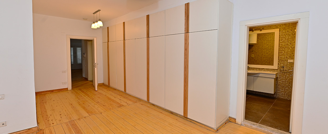  | Duplex