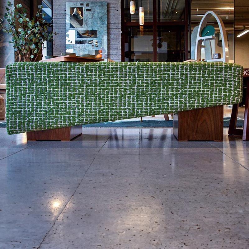 Izel Bench