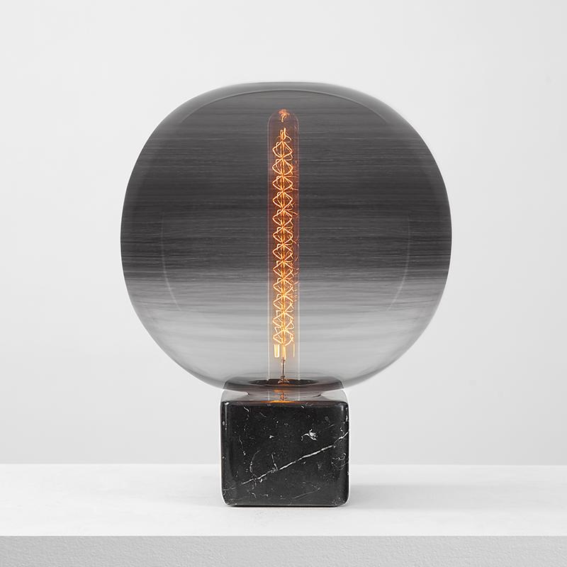 Blow Mono Table —SquareBlack