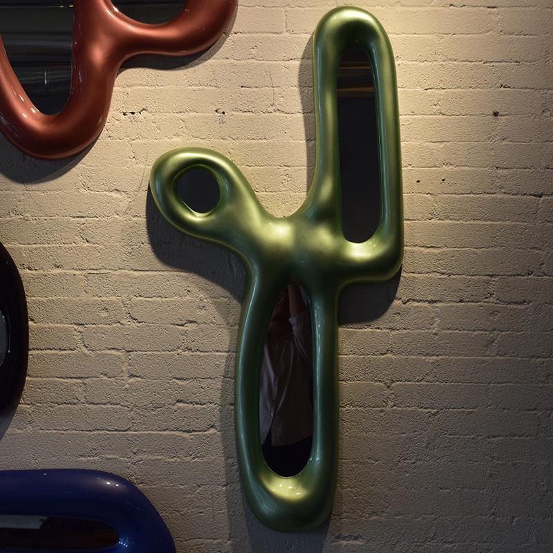 Dancing Mirrors