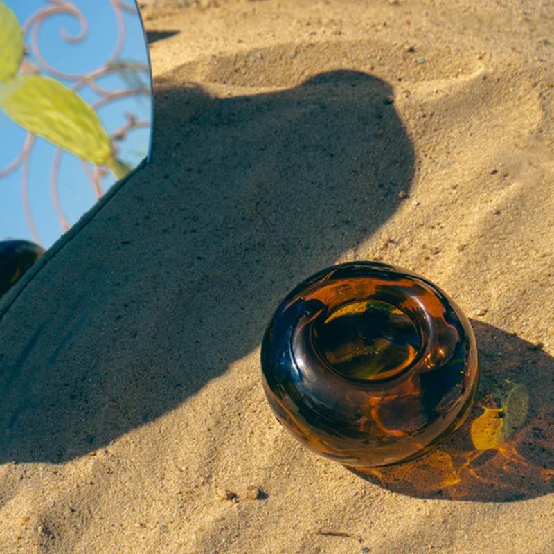 Vase V42