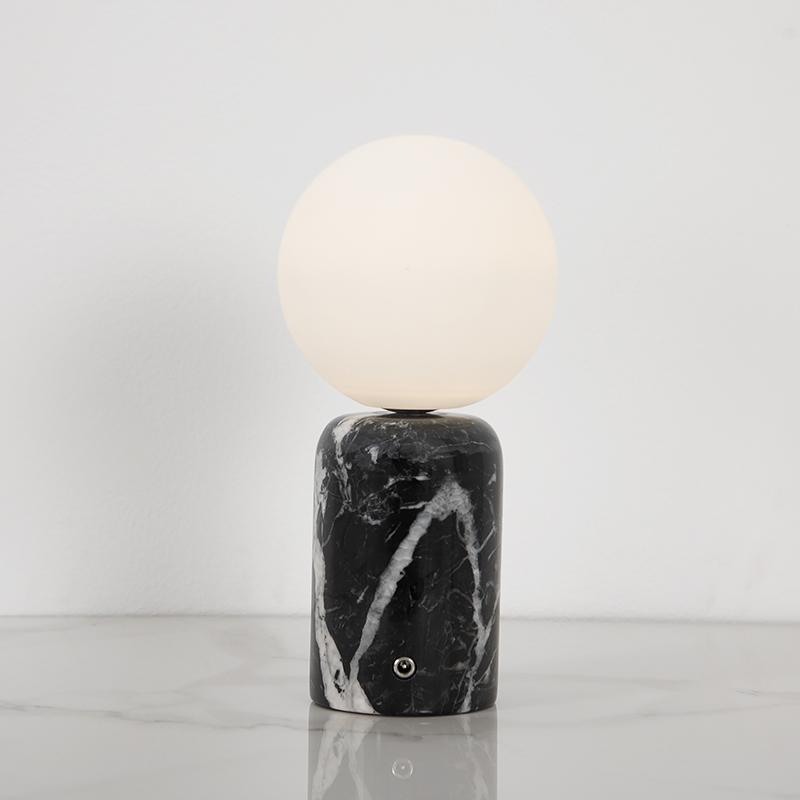 The Nuuk Table Lamp | Nero Marquina | Cordless - Rechargable