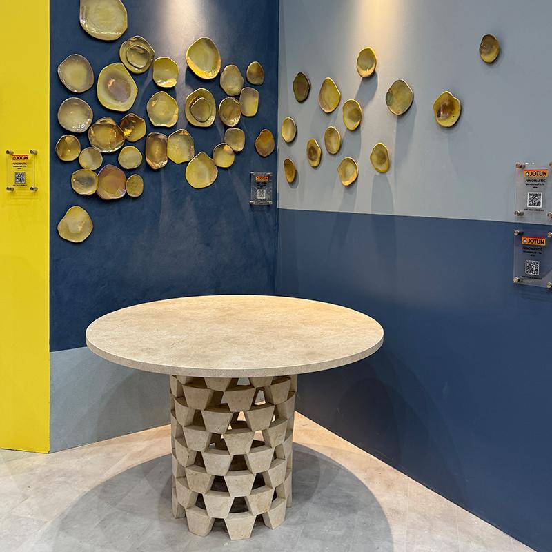 Iris Dining Table