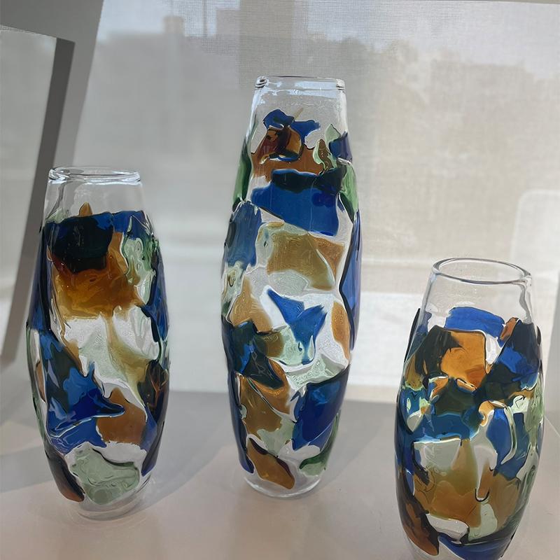 Vase V34