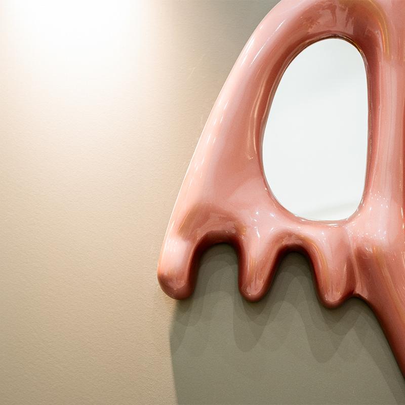 Dancing Mirrors