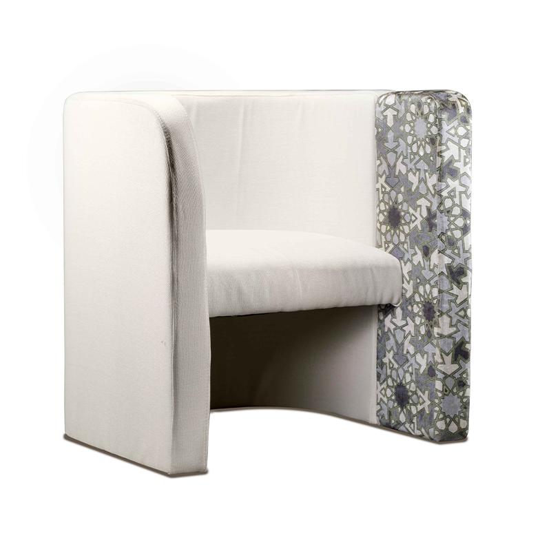 Arm Chair - SEMI HUG