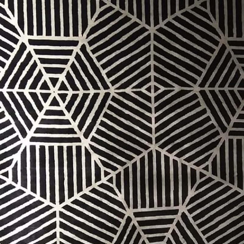 Geo Black and white