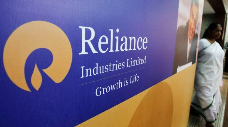 Ril Commits Rs 5.95 Lakh Crore Investment in Gujarat on Clean Energy, Jio, Other Businesses