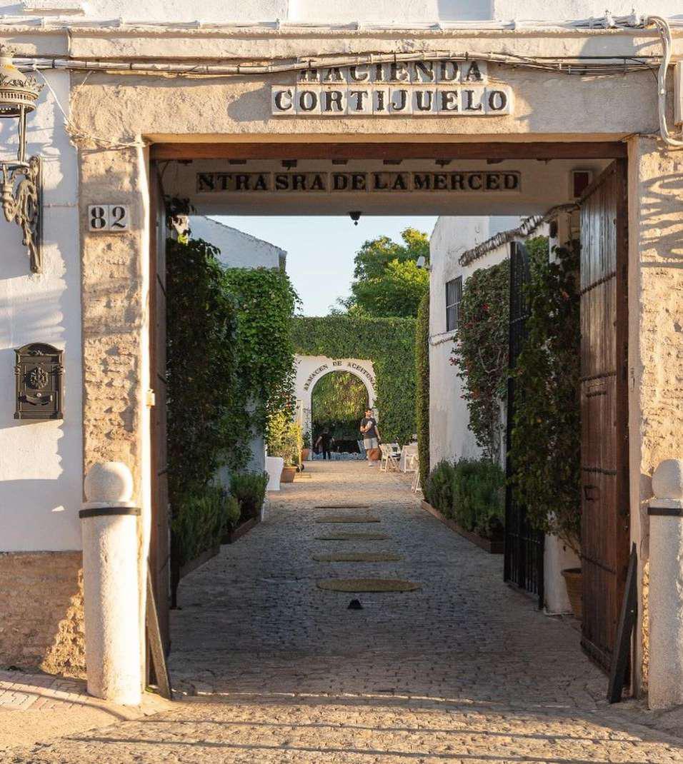 HACIENDA EL CORTIJUELO