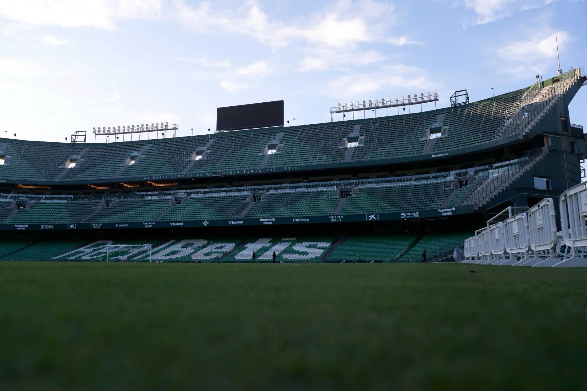 ESTADIO BENITO VILLAMARÍN Y CIUDAD DEPORTIVA REAL BETIS BALOMPIÉ