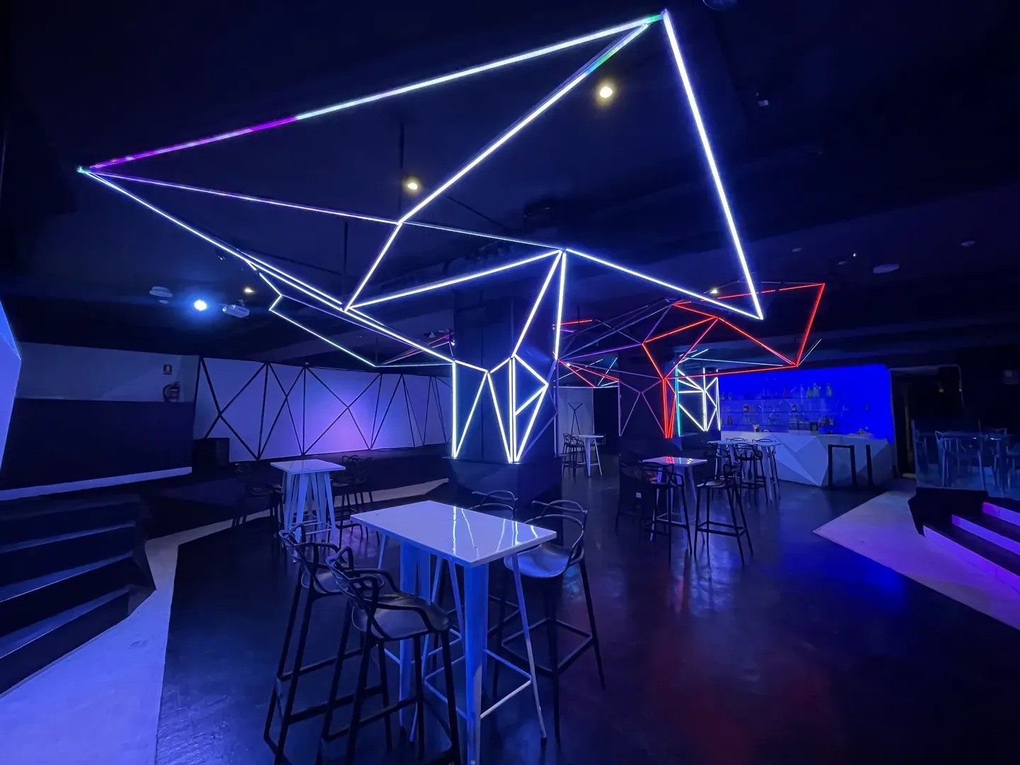SHOWROOM FASHION BAR - imagen 3