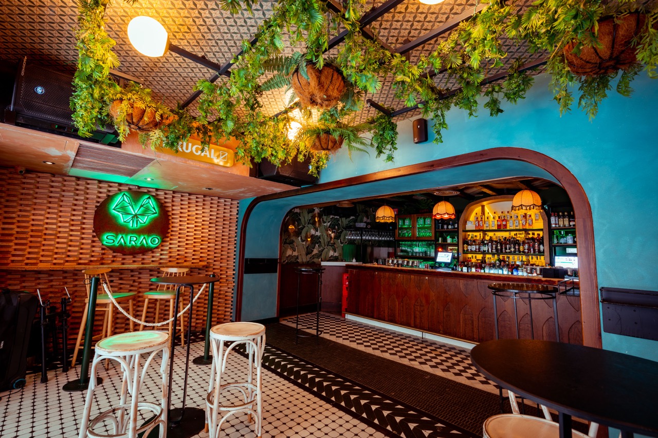 SARAO TROPICAL BAR