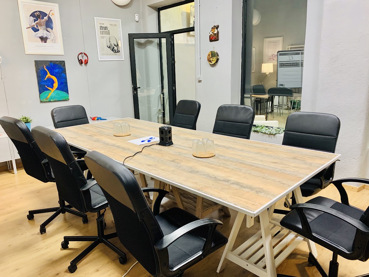 LA VACA COWORKING - SALA DE REUNIONES - imagen 5