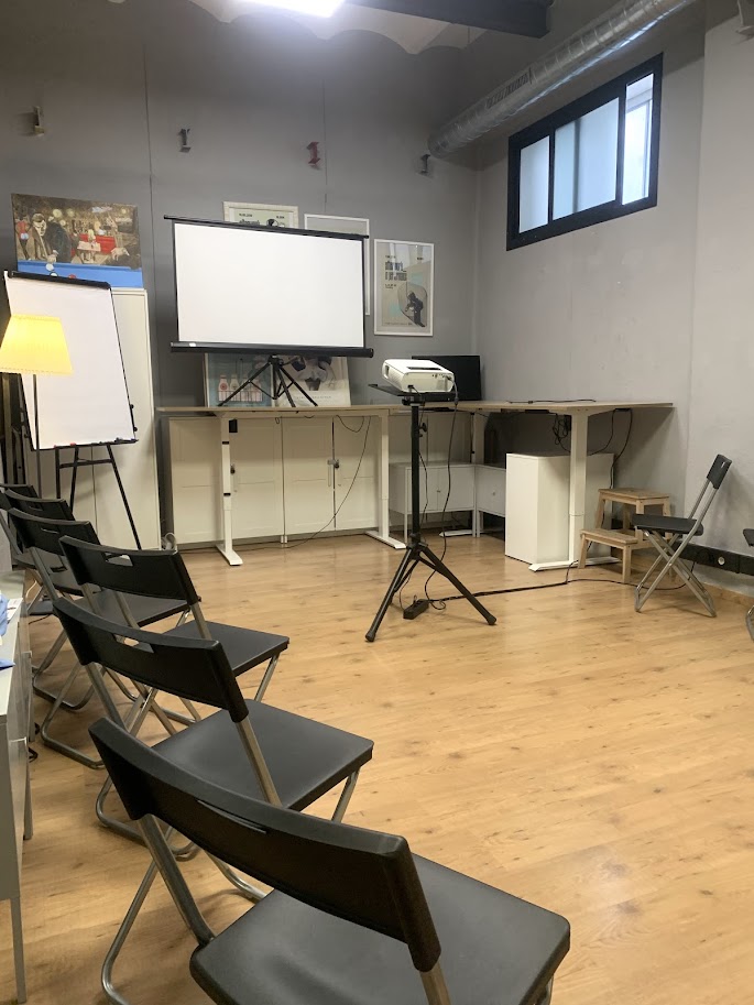 LA VACA COWORKING - SALA DE REUNIONES - imagen 3