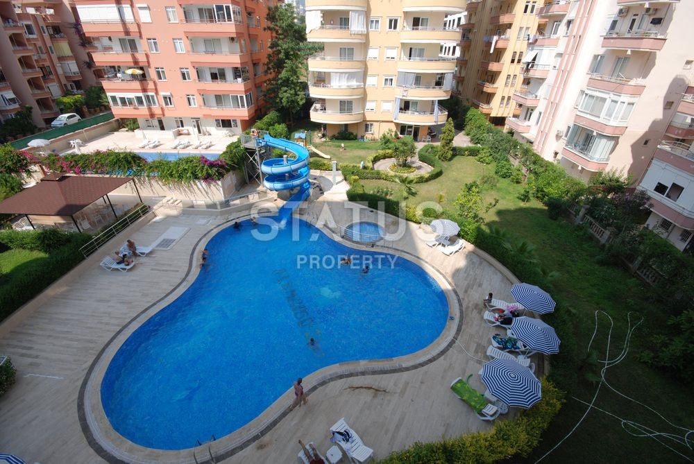 Apartment with furniture and household appliances in a complex with a swimming pool in Mahmutlar 100 sq.m. фото 1