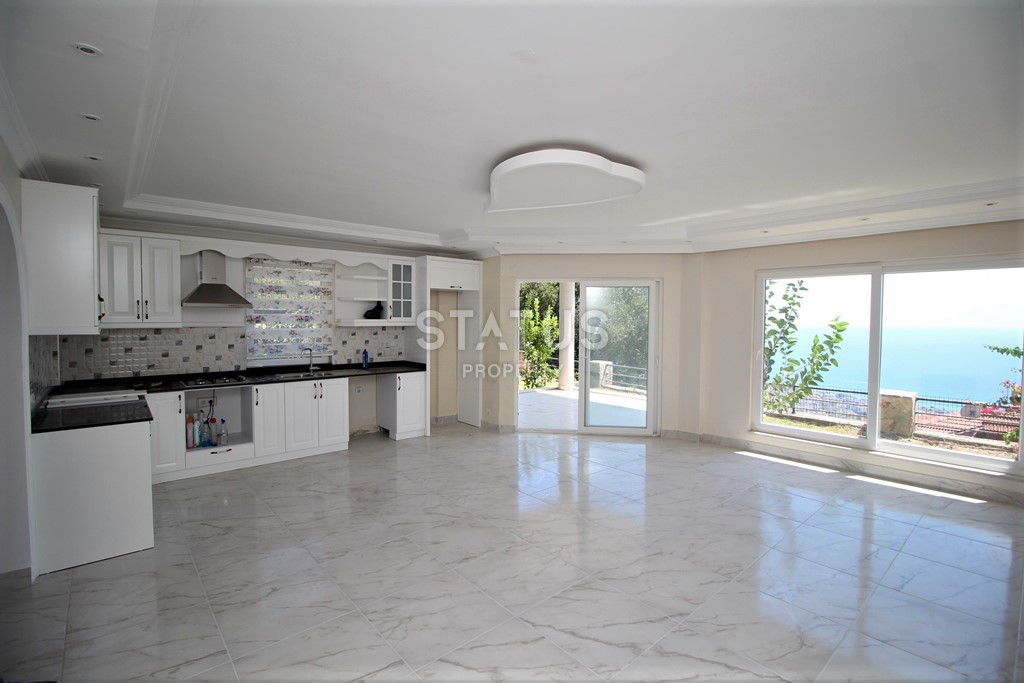 Villa layout 3+1 with direct sea views in the central part of Alanya, 180 sq.m. фото 2