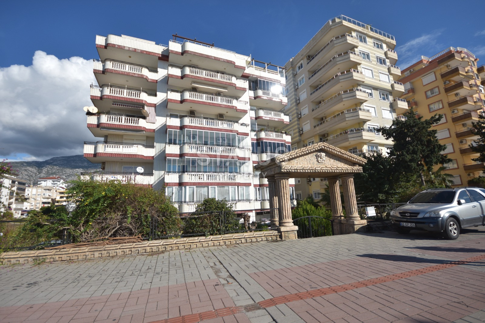 View three-room apartment on the first coastline in Mahmutlar, 115m2 фото 2