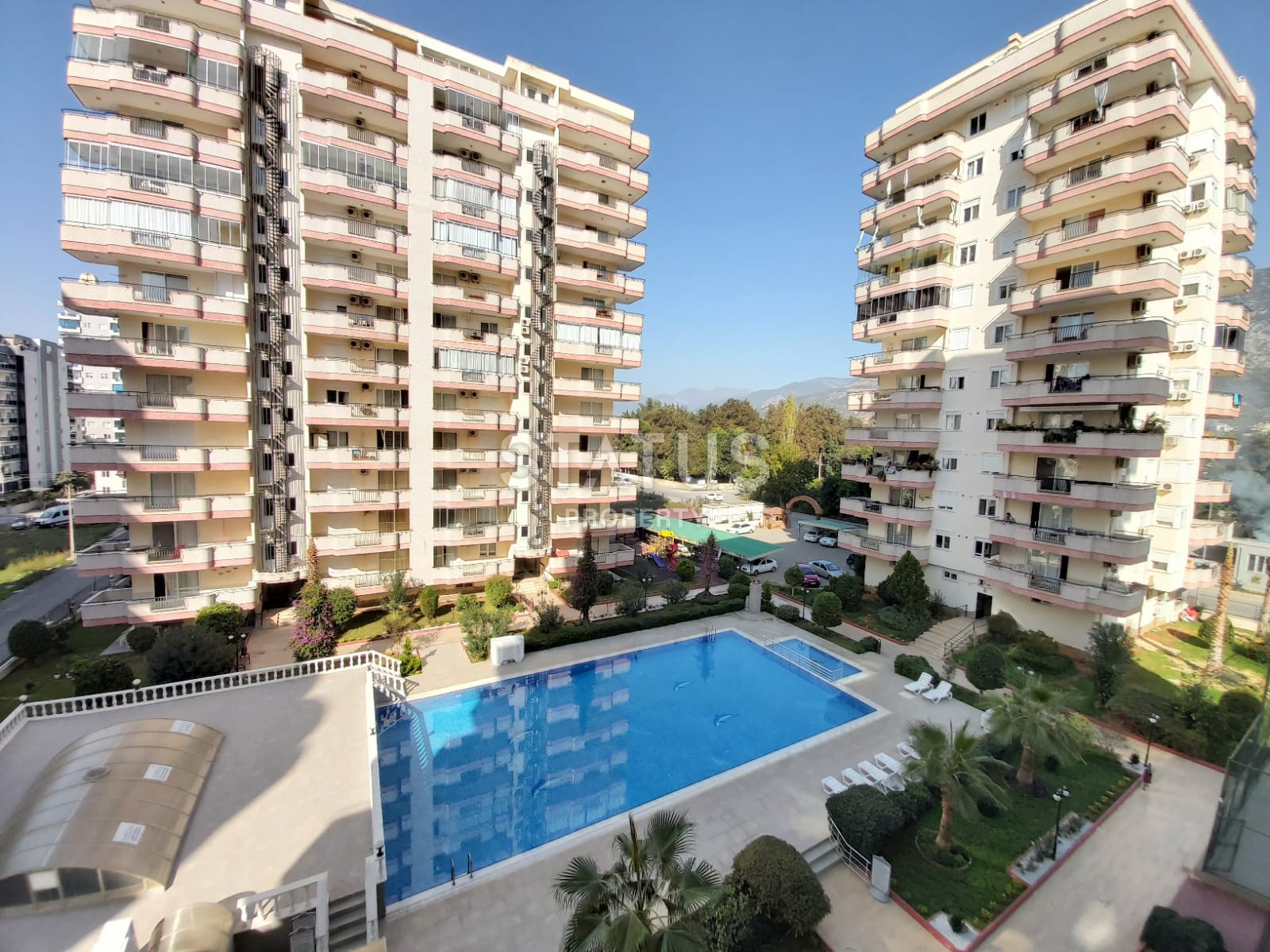 Spacious 2+1 in a popular complex in the center of Mahmutlar, 120m2 фото 1