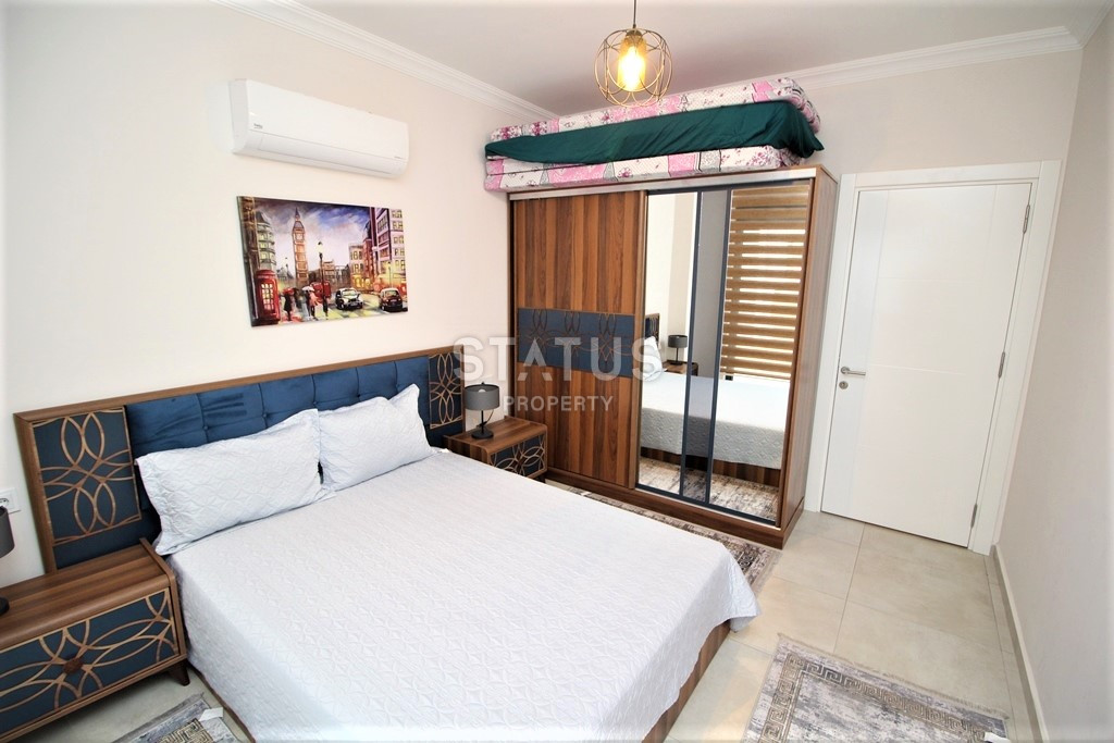Spacious one-bedroom apartment with furniture and appliances 800 meters from the sea, 75 sq.m. фото 2