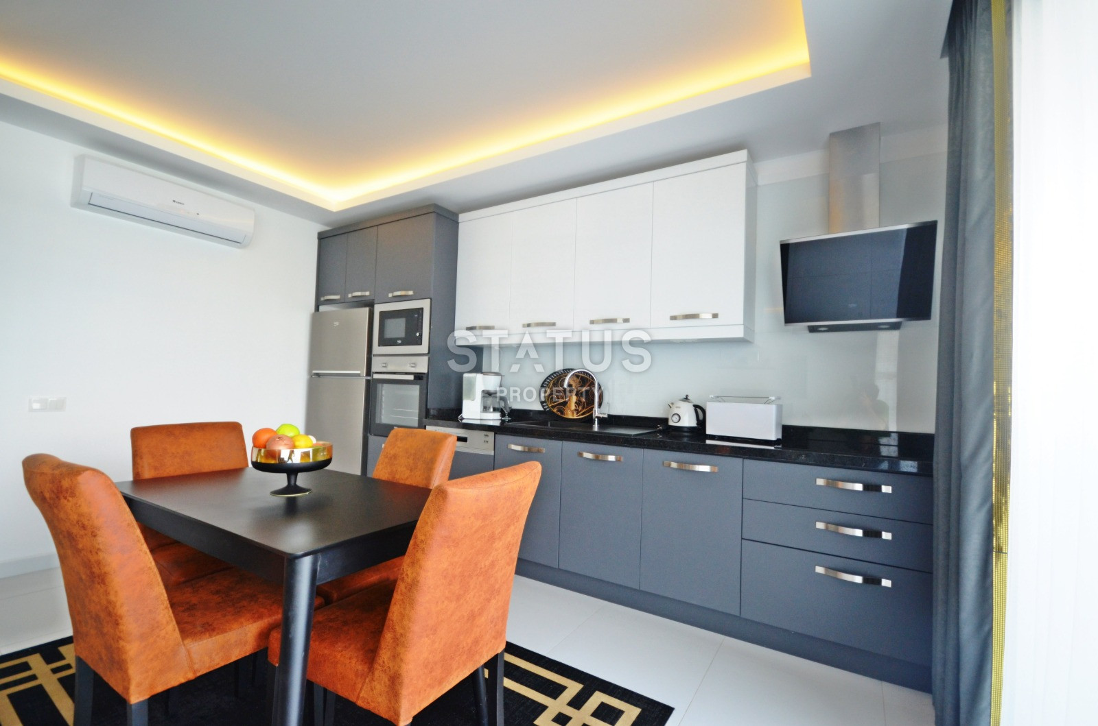 Elite apartments in a luxury complex in Kargicak, 147 sq.m. фото 2