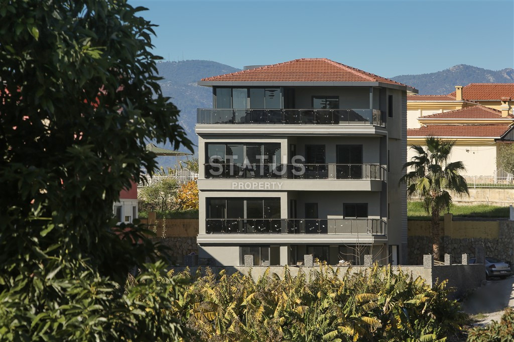 New spacious 4+1 villa in Mahmutlar, 300 m2 фото 1
