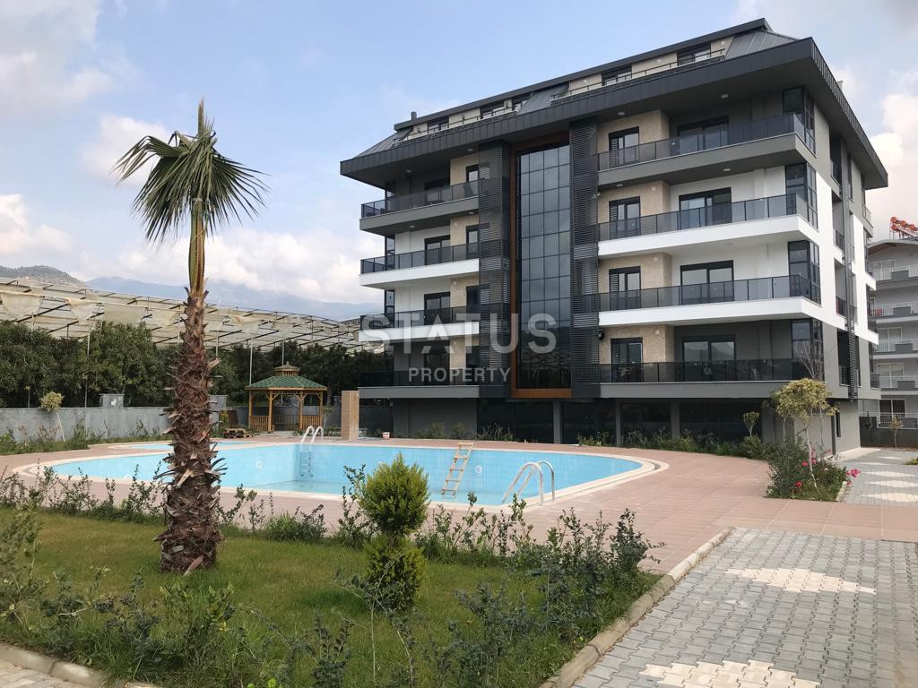 Ten apartments in one of the most elite areas of Alanya, Oba. фото 1