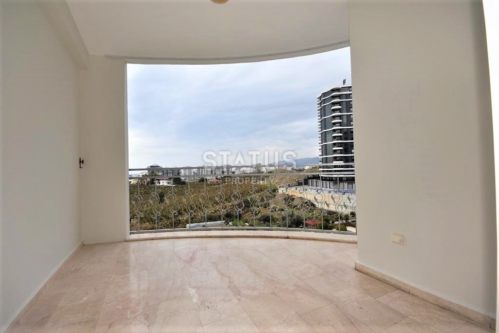 Apartment 2+1 in Mahmutlar with a large balcony, 115 m2 фото 2