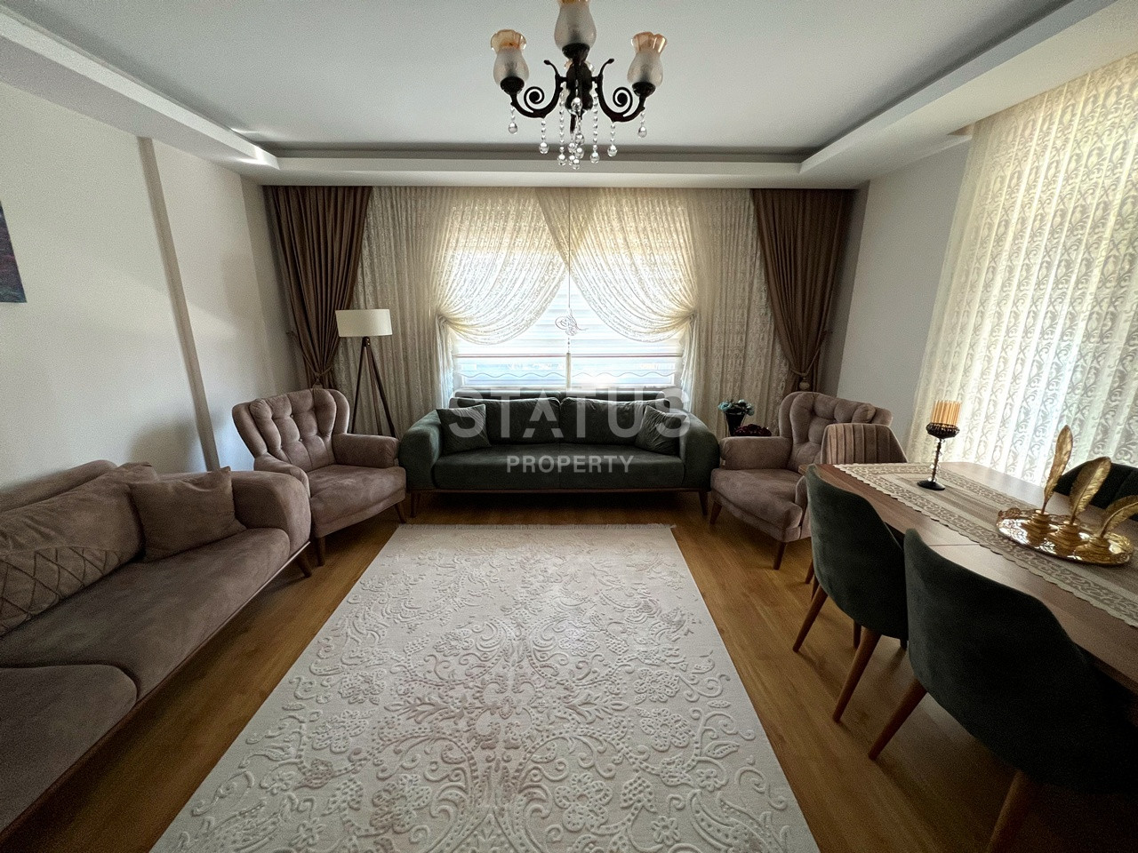 Furnished apartment 3+1 in the central part of Alanya, 145 m2 фото 1