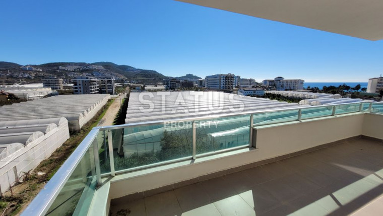 Penthouse 4+2 in the elite area of Kargicak, 350 meters from the sea. photos 1