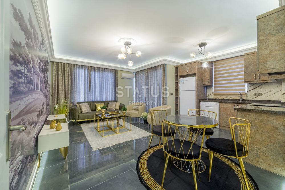 Three-room apartment with luxurious furniture and high-quality renovation in Oba, 120 sq.m. фото 1