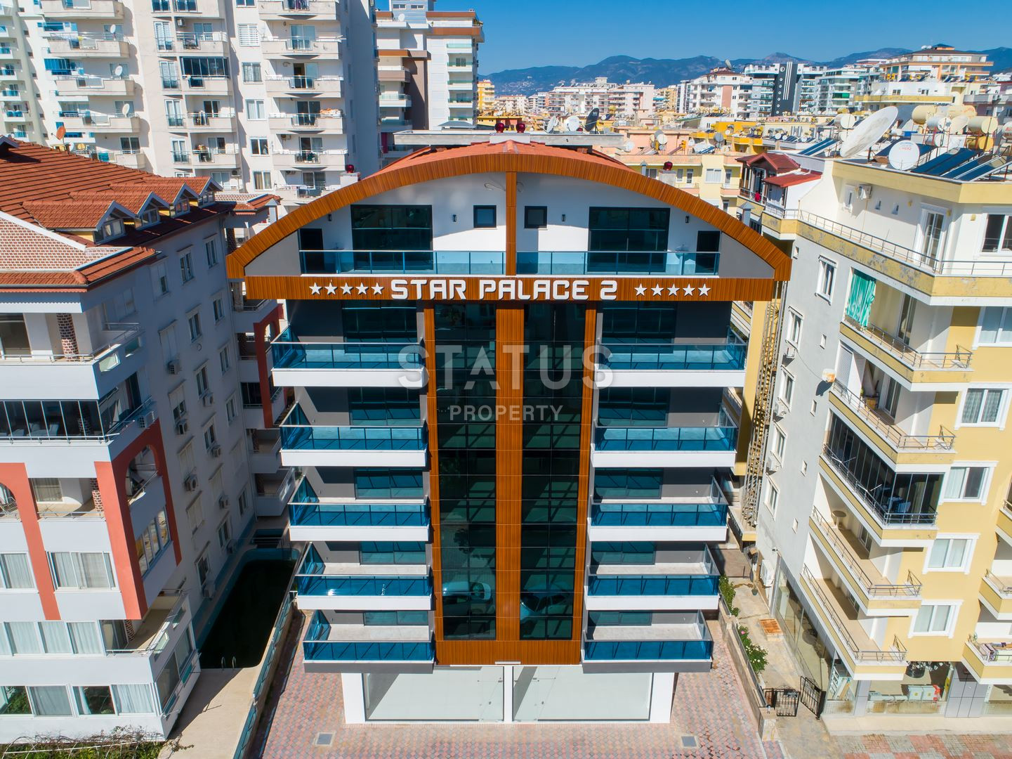Three-room apartment in a new complex in Mahmutlar with furniture and appliances, 110m2 фото 1
