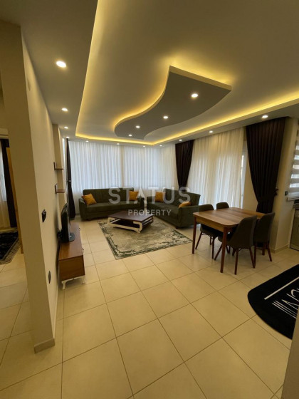 Просторная меблированная квартира 1+1 в районе Клеопатры, 65 м2. фото 1