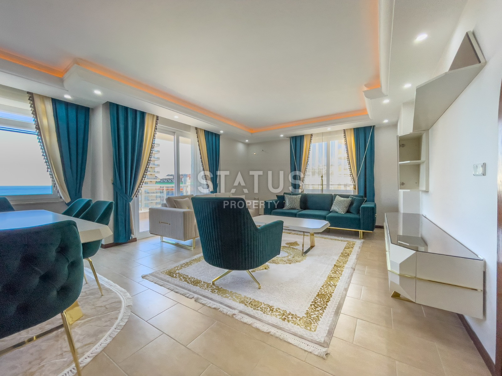 Apartment for sale 2+1 with a modern renovation in Mahmutlar, 135 m2 фото 2