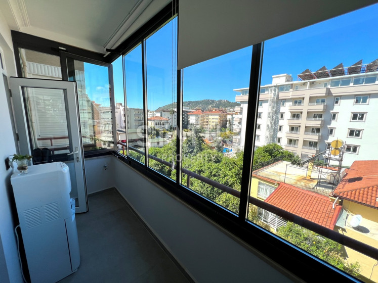 Красивые апартаменты 2+1 в 200м от моря центр Аланьи. 100м2 фото 1