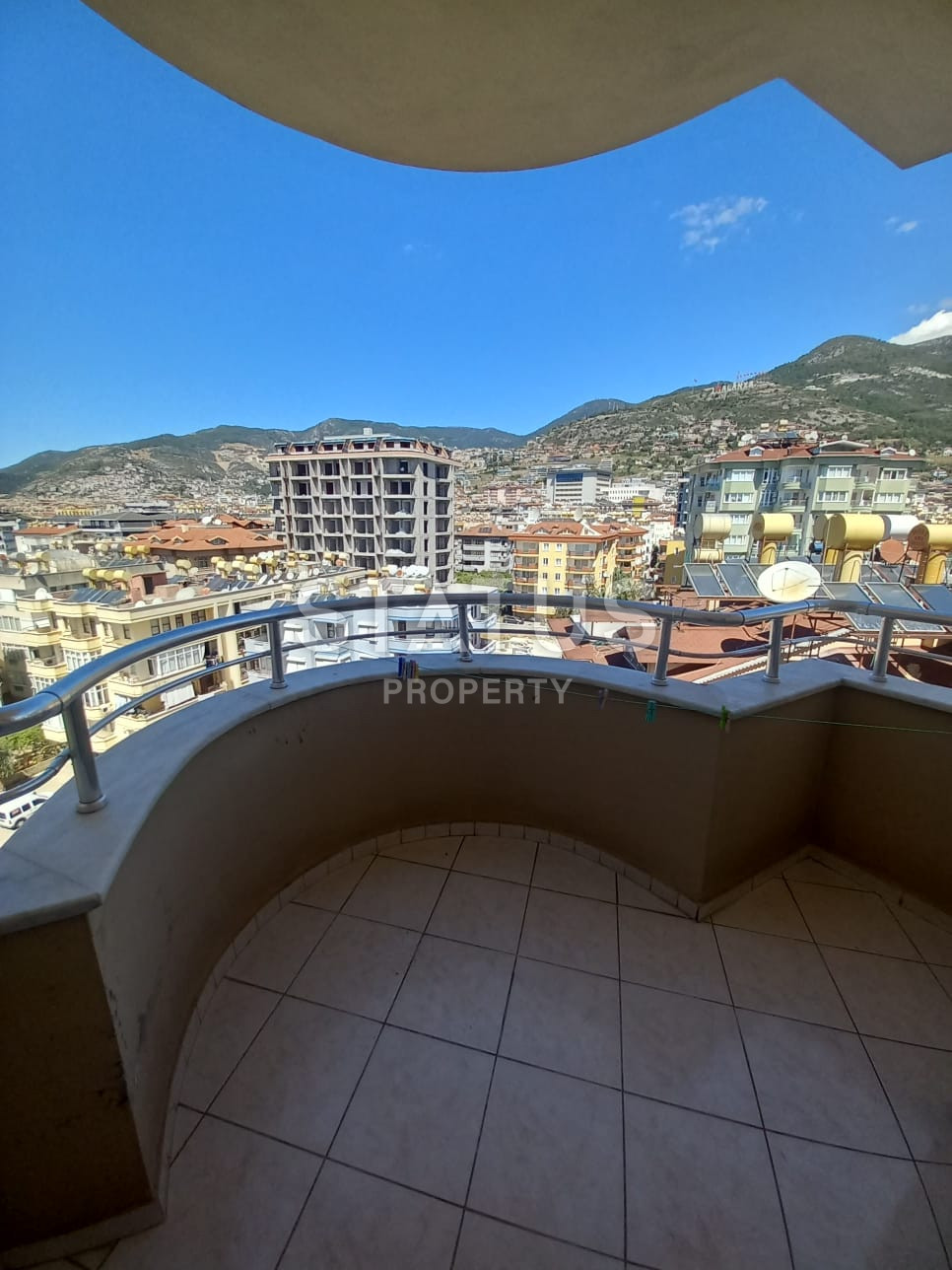 Furnished apartment 2+1 in the center of Alanya with a sea view, 110 m2 фото 2