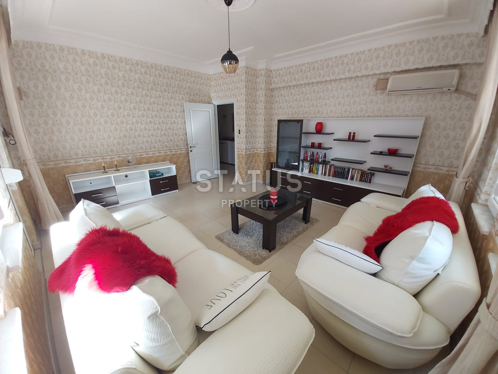 Three-room apartment with a separate kitchen 100m from the sea in the center of Alanya, 110m2 фото 2