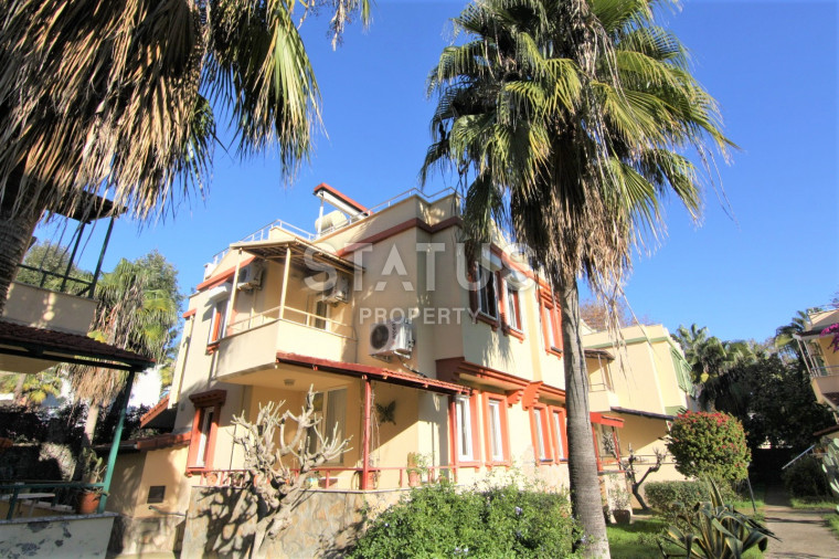 Furnished villa 300m from the sea in Konakli, 300m2 photos 1