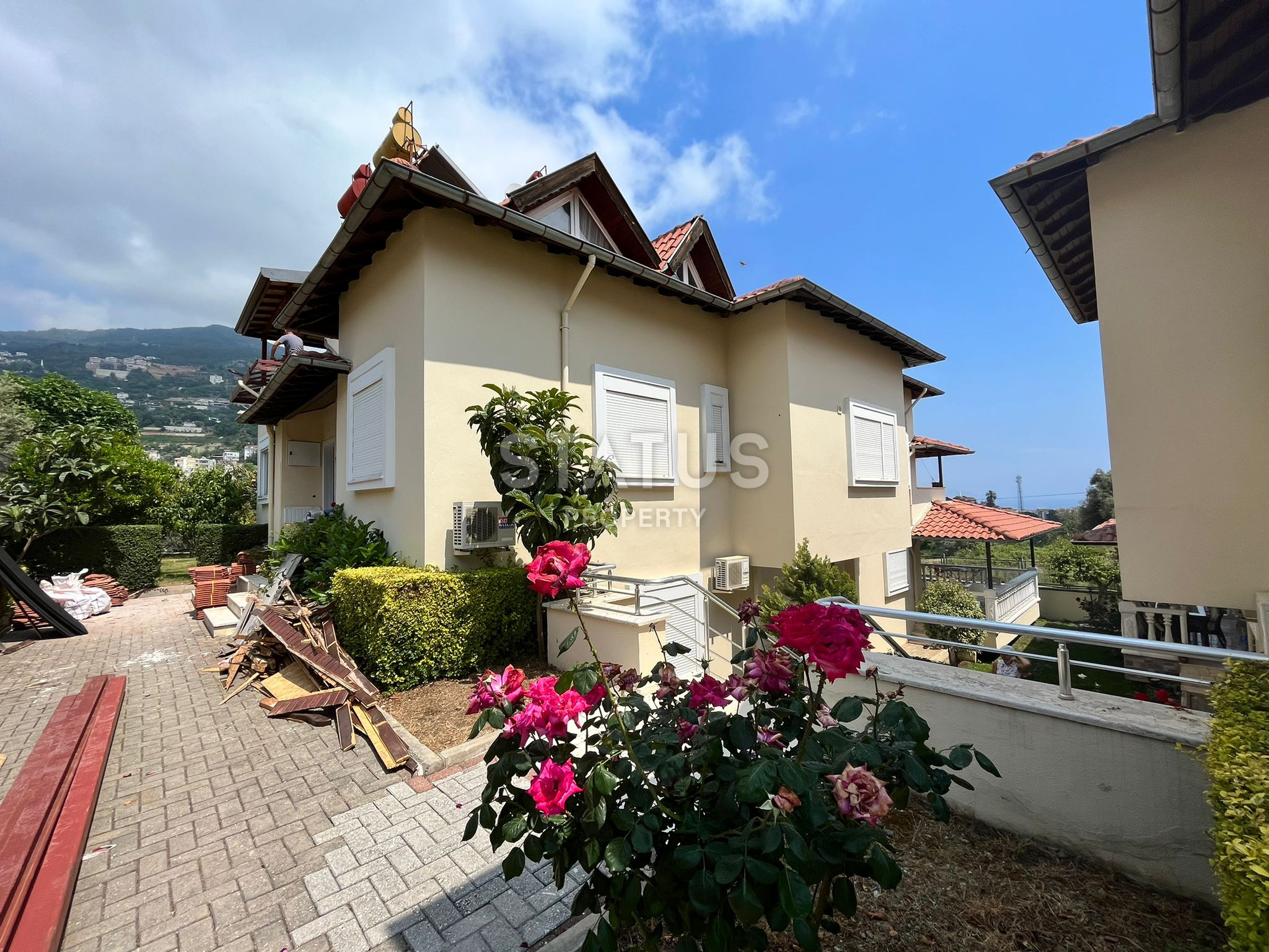 Two-level villa in a villa village in Alanya for the price of a 3-room apartment. 180m2 фото 2