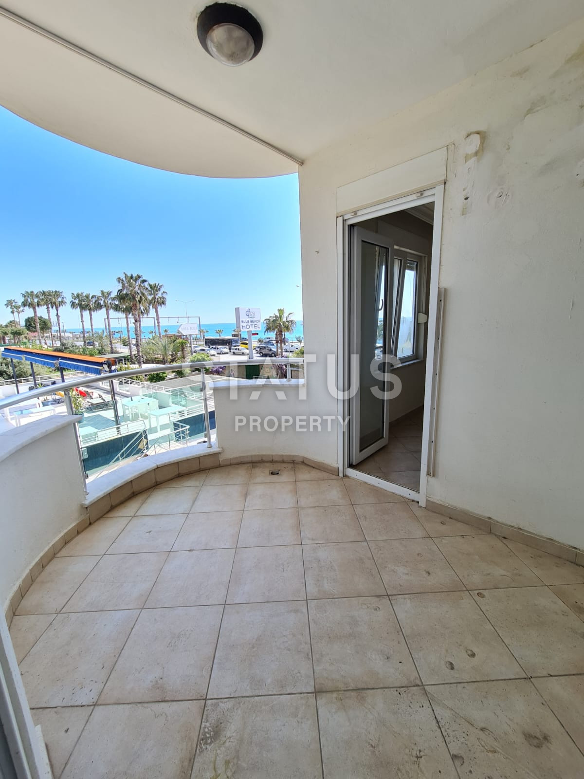 Two-room apartment with a sea view in Tosmur. 65m2 фото 2