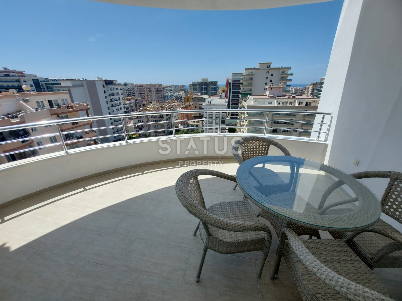 Spacious apartment with sea view 2+1 in Mahmutlar 115m2 фото 2