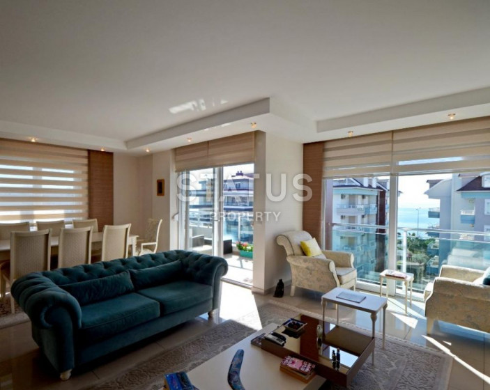 Apartment 6+1 with sea view in Kestel, 264m2 photos 1
